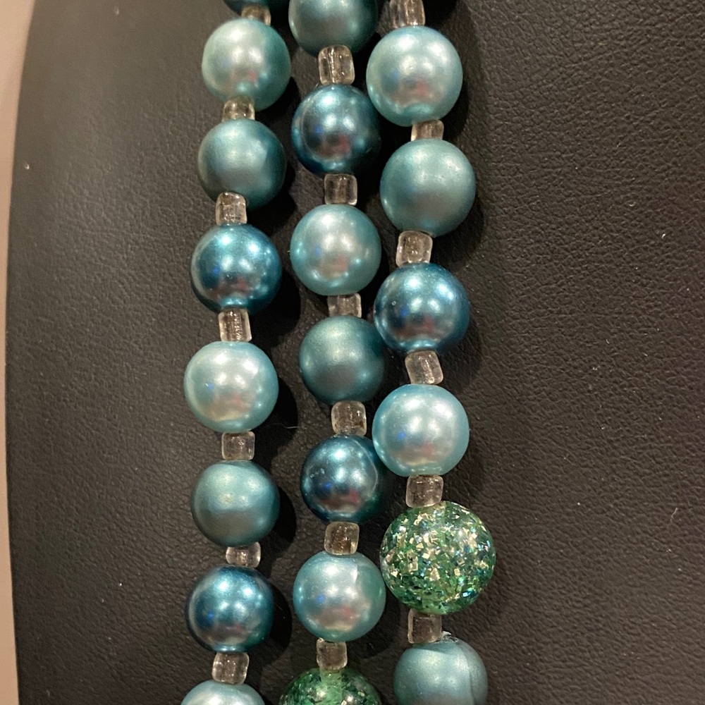 Japan Elegant Multi-Strand Teal Pearl Necklace - Picture 5 of 9